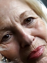 Racy older moms are seducing their boyfriends